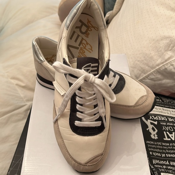 Sam Edelman Sneakers - Picture 2 of 6